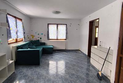 Casă cu 6 camere cu Teren 963 Mp în Miroslava - 4