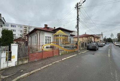 Casa de vanzare in Bacau zona Centrala - 1