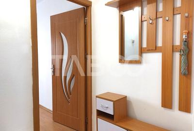 Apartament de inchiriat 3 camere decomandate parter zona Strand Sibiu - 16