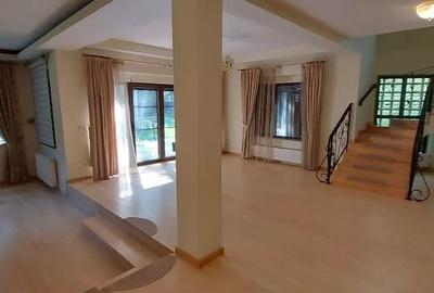 Casă individuală cu 6 camere cu Canalizare în Corbeanca - 11