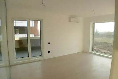 Apartament cu 3 camere decomandat în Titan - 2
