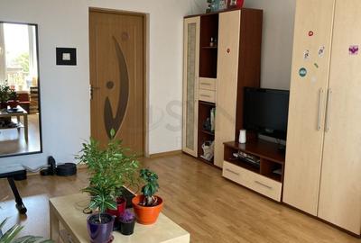 Apartament cu 2 camere decomandat, mobilat în P-ța Victoriei - 7