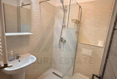 Apartament cu 3 camere decomandat în Lazaret - 2