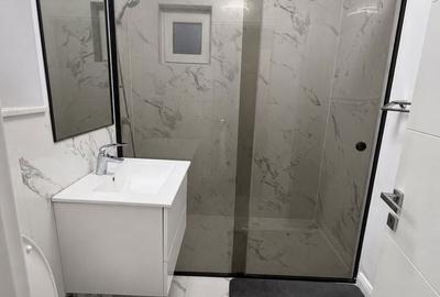 Apartament cu 3 camere decomandat în Faleza Nord - 1