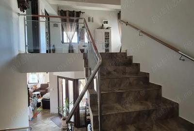 Casă cu 5 camere în Palazu Mare - 8