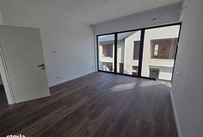 Casă cu 5 camere cu Teren 300 Mp în Tineretului - 16