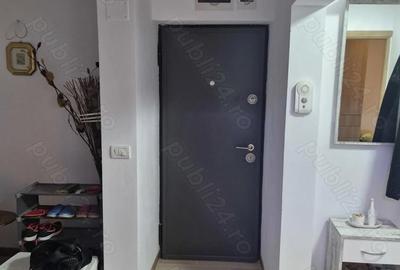 Apartament cu 4 camere decomandat în Central - 2