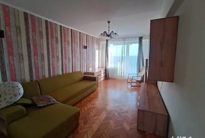 Apartament 3 camere decomandat Vis-a-Vis de piata Decebal - 9