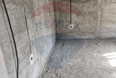 Casă cu 5 camere cu Teren 200 Mp în Poiana - 18