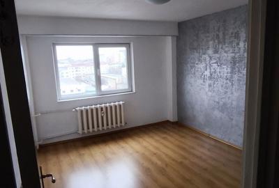 Apartament cu 2 camere decomandat în Boema - 1