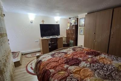 Casa de vanzare zona Cotu Negru, complet mobilata, 80.000 euro negociabil - 2
