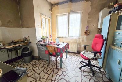 Apartament cu 3 camere semidecomandat, mobilat în Central - 6