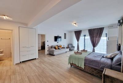 Apartament cu 2 bai si parcare privata in complex Casa del Mar - 1
