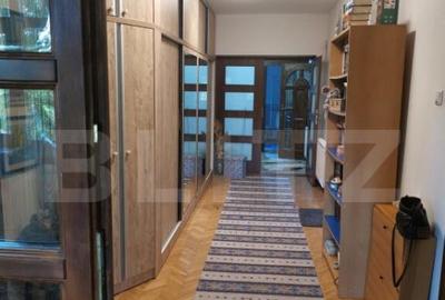 Casă cu 4 camere cu Canalizare în Debarcader