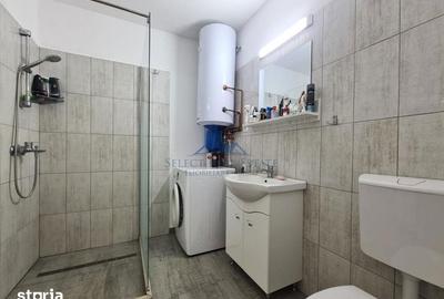 Casă cu 4 camere cu Teren 1500 Mp în Central - 8