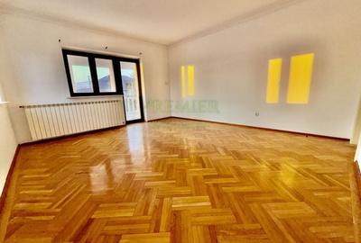 Spațiu comercial, 949 mp în Central - 3