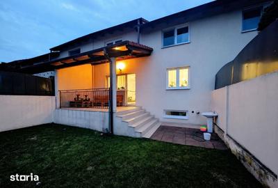 Casă cu 4 camere decomandat cu Teren 214 Mp în Cetate
