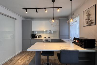 Apartament cu 2 camere decomandat, mobilat în Tractorul - 6