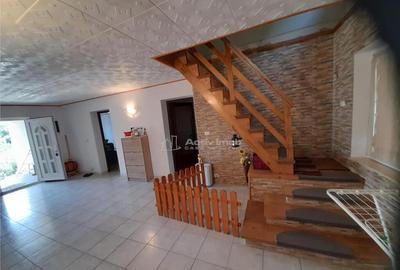 Bocsa ,Vila noua cu Teren 3000 Mp Comision ZERO Cumparator - 11