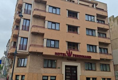 Birouri de Inchiriat 28 mp central. - 5