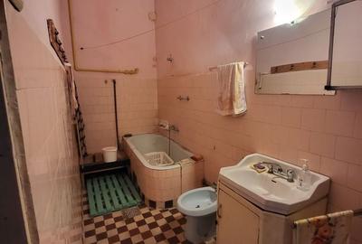 Casă individuală cu 6 camere cu Teren 489 Mp în Central - 7