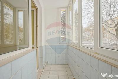 Apartament cu 3 camere decomandat în Astra - 2