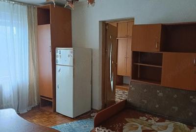 Apartament cu 2 camere semidecomandat în Trivale