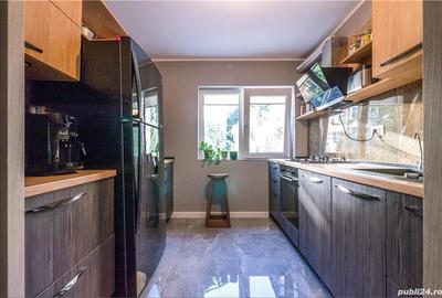 VAND Vila Recent Renovata la 10 minute de Piata Unirii - 2