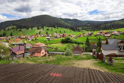 Casă cu 12 camere cu Teren 3135 Mp în Borsec - 3