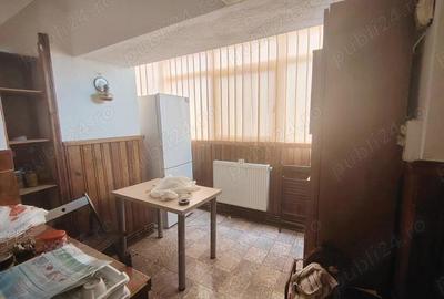 Apartament cu 2 camere decomandat în Central - 3