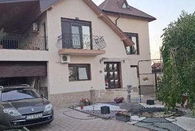 Casă cu Teren 423 Mp în Nord