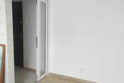 Garsoniera etj 2 zona Dacia - 2