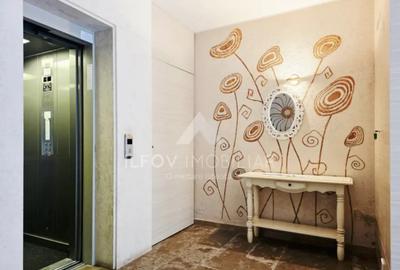 Apartament cu 3 camere decomandat în Central - 1