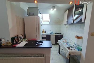 Apartament de vanzare cu 2 camere si balcon, zona Shopping City Apartament de vanzare cu 2 camere si balcon, zona Shopping City - 9