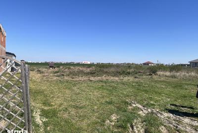 Teren de 672 mp, în Sânmartin - 2