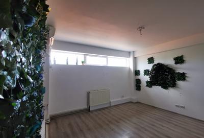 ► Inel 2 Dezrobirii - Spatii Birouri 15m² Utilitati Incluse 300 €/luna - 4