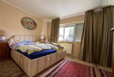 RECO Apartament 3 camere Aleea Calinului etaj 2 - 3