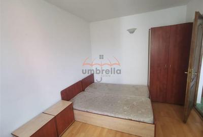 Garsonieră decomandată în Plopilor - 9