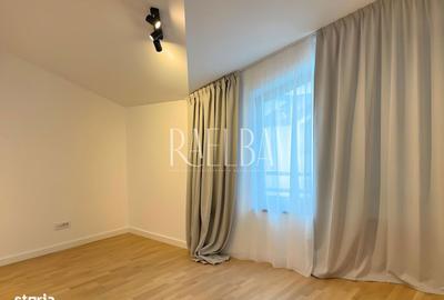 Casă cu 5 camere cu Teren 110 Mp în Central - 20