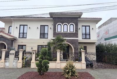 Vila deosebita cu piscina interioară - 1