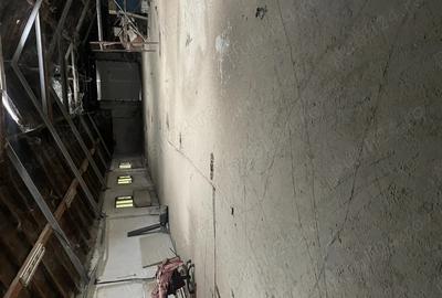 Spațiu comercial, de 300 mp, în Central - 3