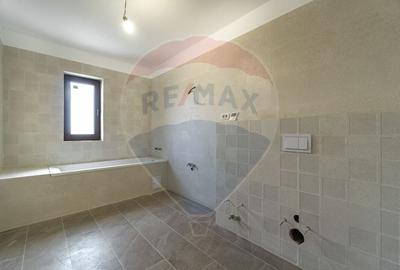 Casă cu 4 camere cu Teren 397 Mp în Tărlungeni - 10