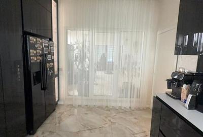 Penthouse cu 4 camere decomandat, mobilat în Calea București - 14