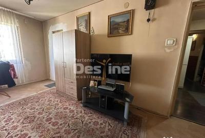 Apartament cu 3 camere decomandat în Vitan - 2