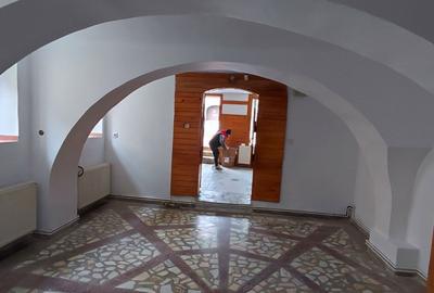 Spațiu comercial, de 48 mp, în Ultracentral - 2
