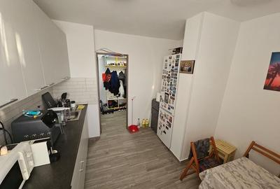 De vanzare apartament 3 camere Piata Resita, Berceni, sector 4 - 7