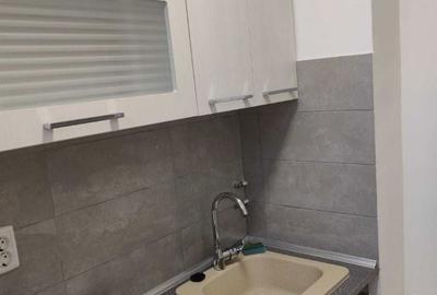 Garsonieră decomandată în Sebastian - 5