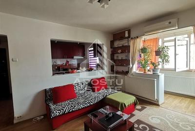 Apartament cu 2 camere semidecomandat în Buziașului