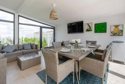 Case Napoletane parter-4 camere,2 bai, curte mare! Finisaje premium - 13