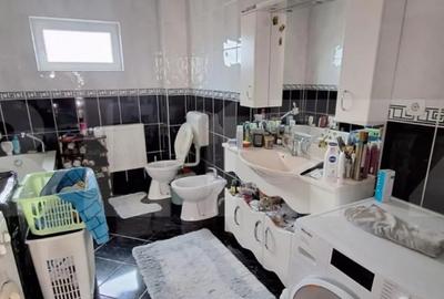 Casă cu 4 camere cu Teren 500 Mp în Semicentral - 3